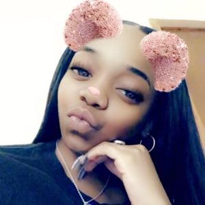 Meet your Posher, Paris